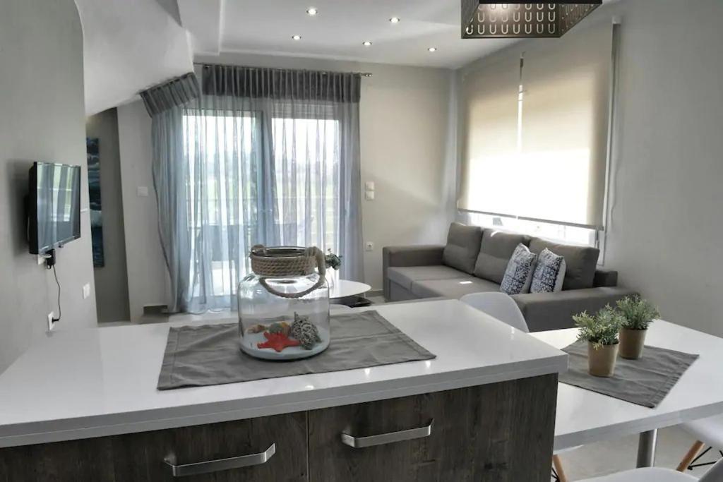 Crystallia Seaside Maisonette By Rentalspro- Nea Moudania Eksteriør billede