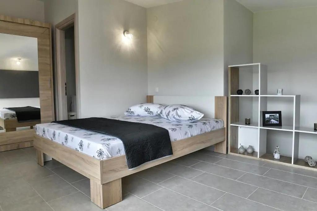 Crystallia Seaside Maisonette By Rentalspro- Nea Moudania Eksteriør billede